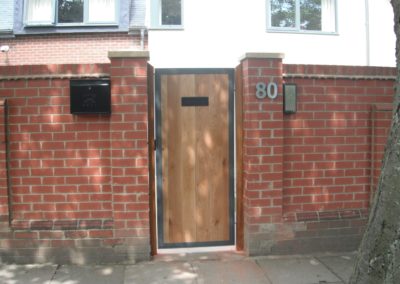 newcastle wooden gates