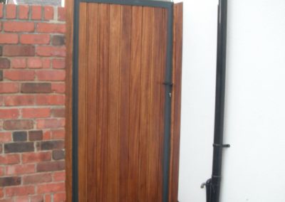 gates in newcastle wooden